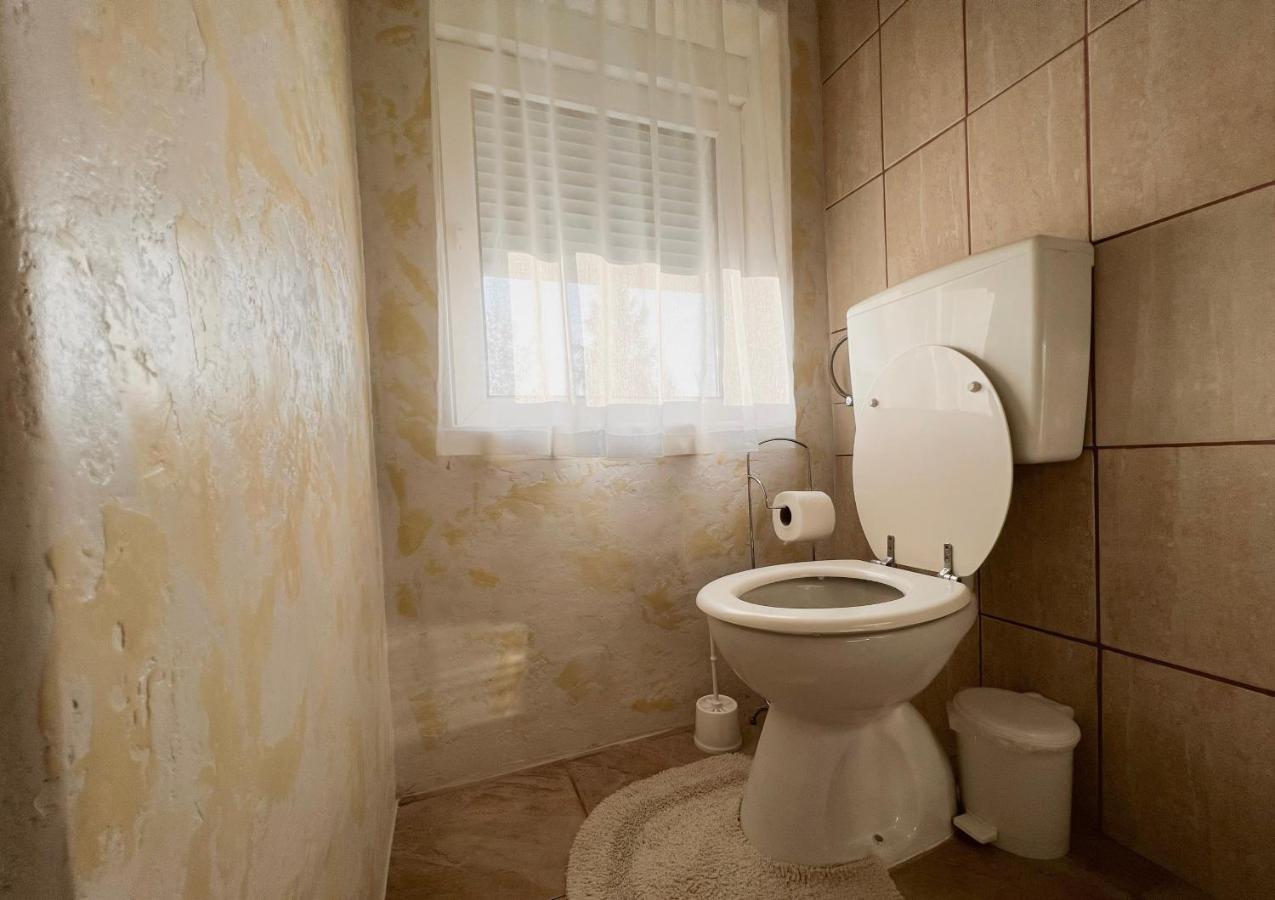 Rooms Mirabella Rakovica Exteriér fotografie